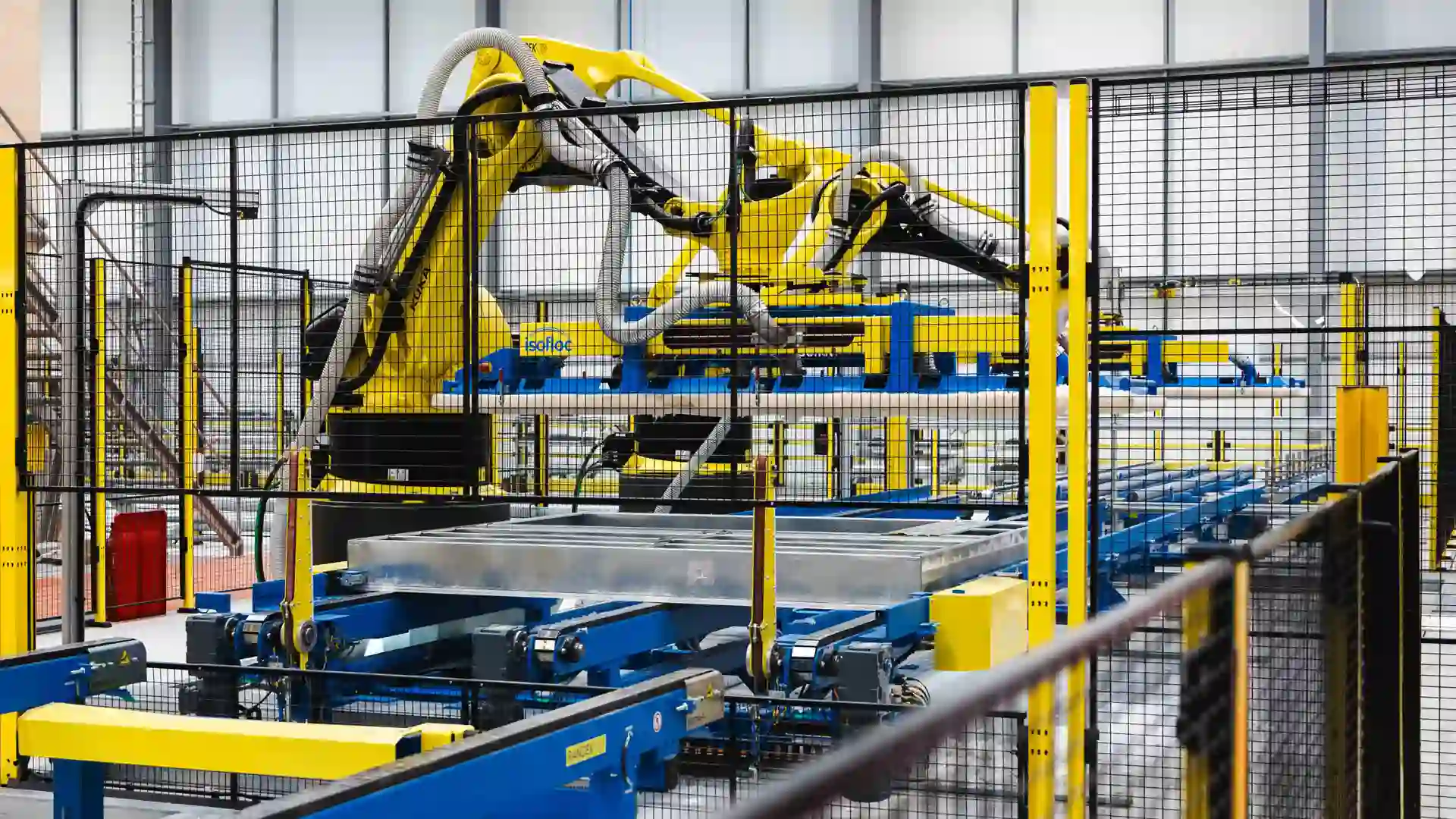 Robotic insulation cell